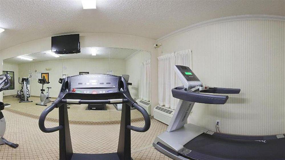 Windsor Inn & Suites Dodge City Exteriör bild