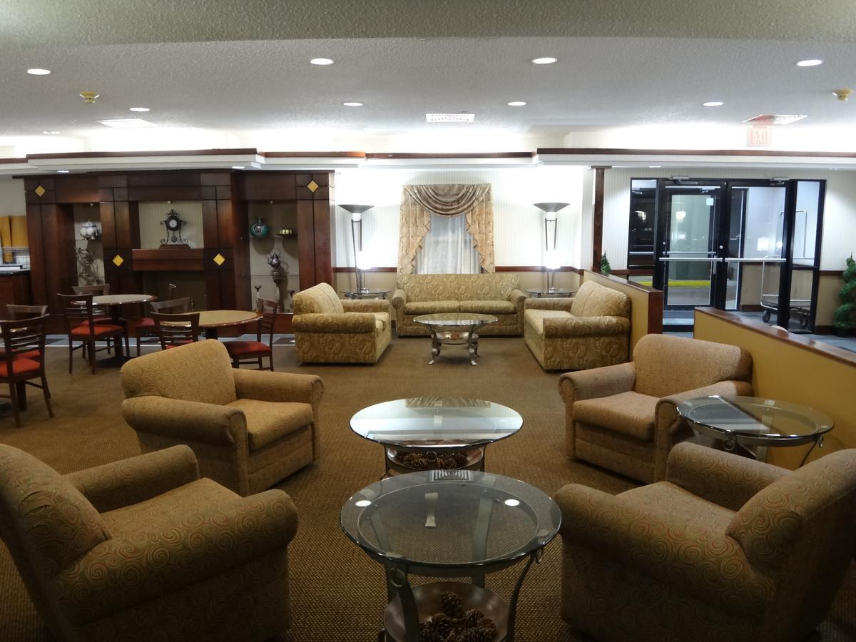 Windsor Inn & Suites Dodge City Exteriör bild