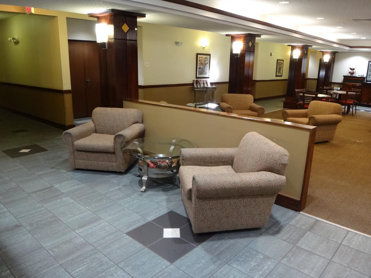Windsor Inn & Suites Dodge City Exteriör bild